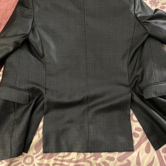 Kenneth Cole Suit Jacket - Picture 6 of 7